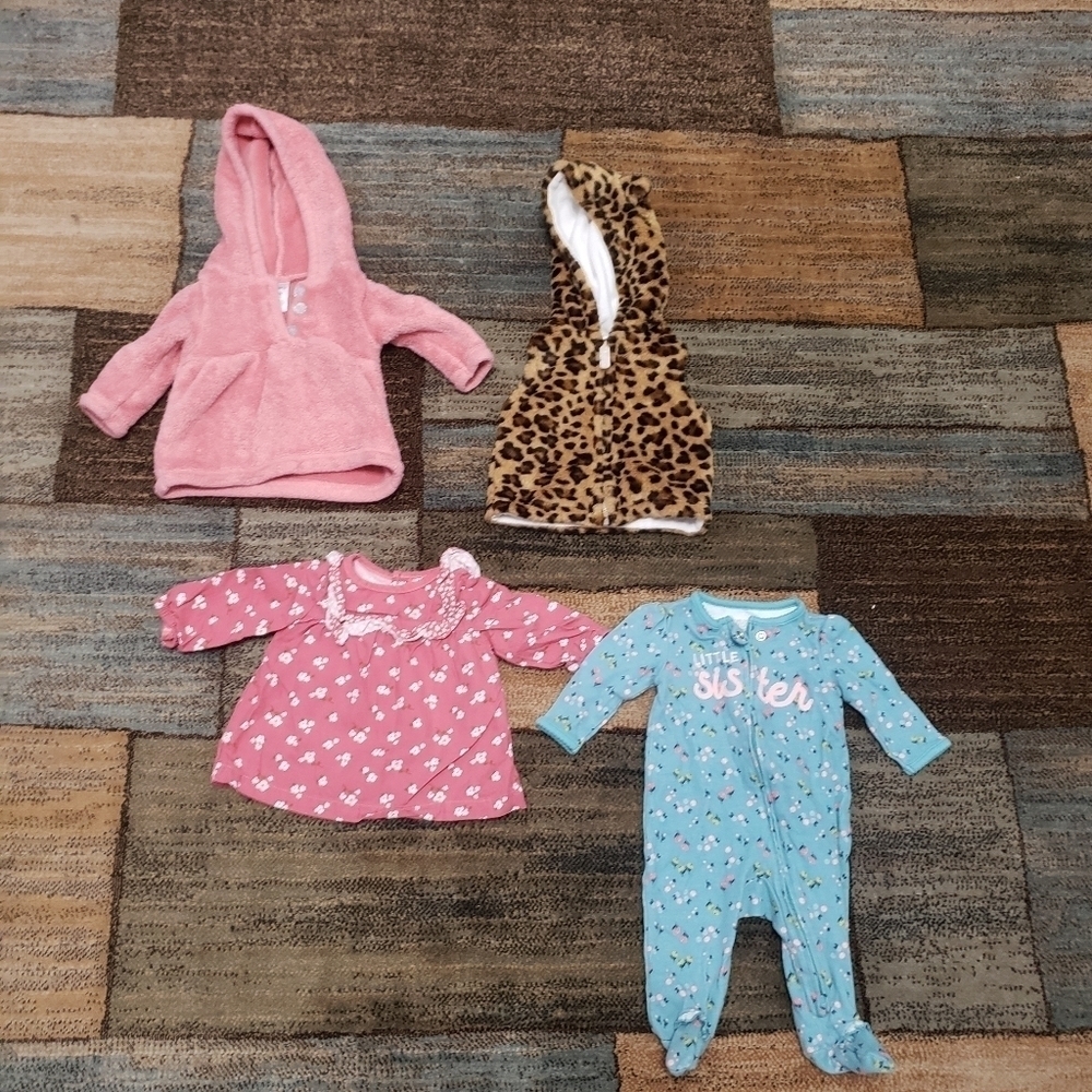 baby girls size 3 months winter clothing bundle of 4, sweater, vest
